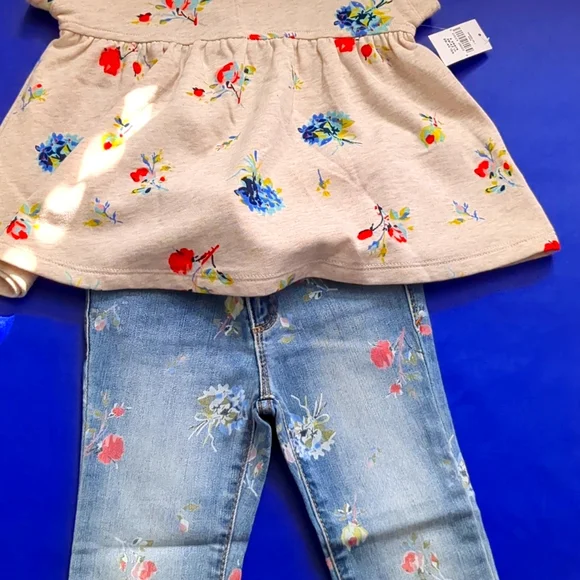 Girls 4t Gap outfit - Picture 1 of 3